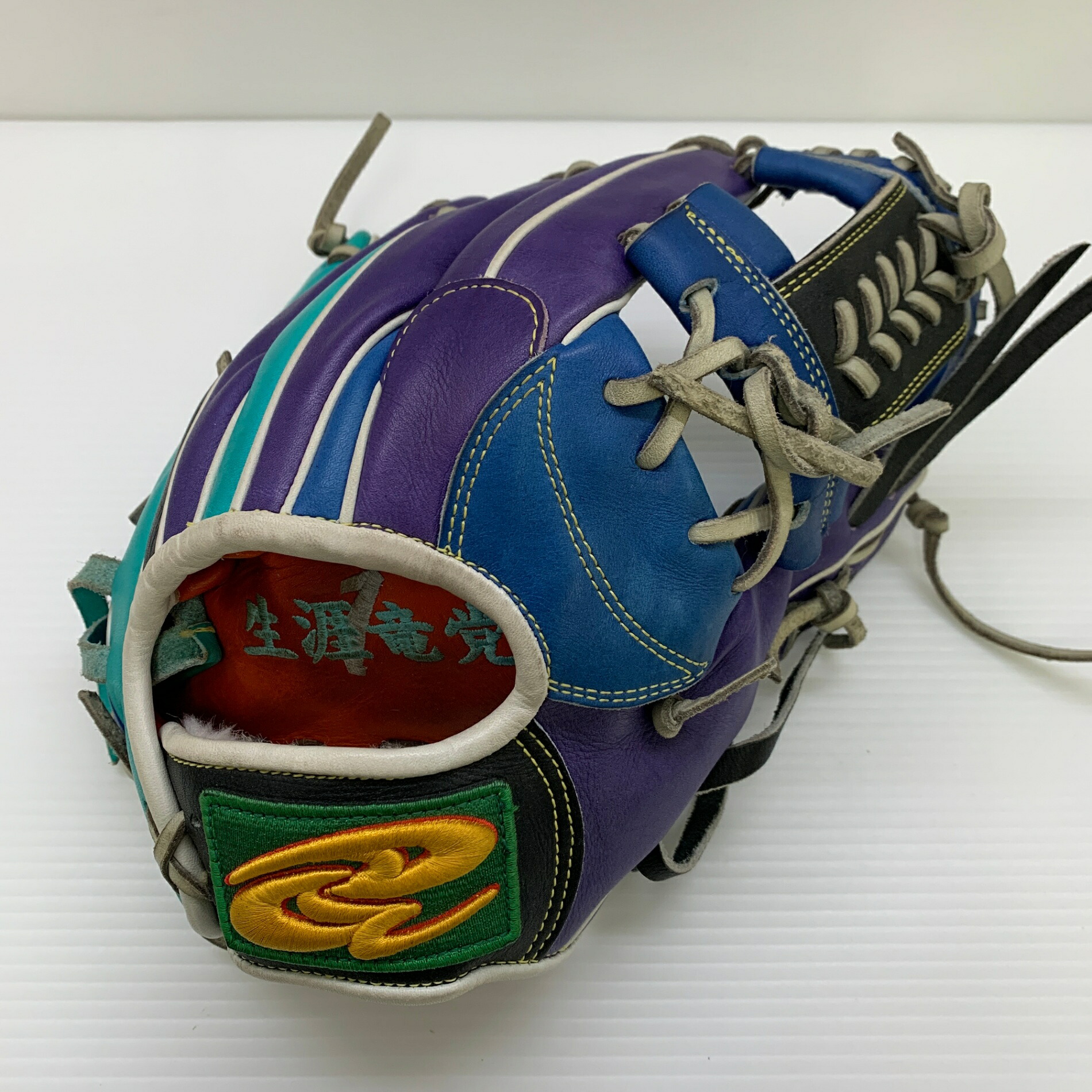 ドナイヤ Donaiya DJNIK 軟式 成年者 原則として 内野手手用 地球儀 グローヴ 右投げ  中古品  ベイスボール 8550