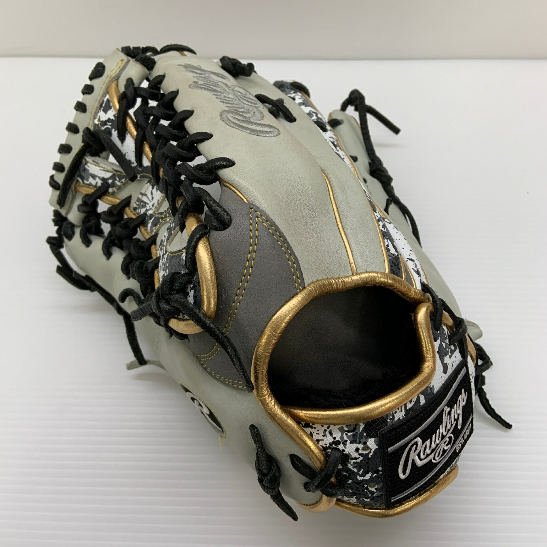 ローリングス Rawlings HOH GR3HOB88MG 軟式 成年者 原則として 外野手手用 地球儀 グローブ 左投げ  中古品  ベイスボール 8654