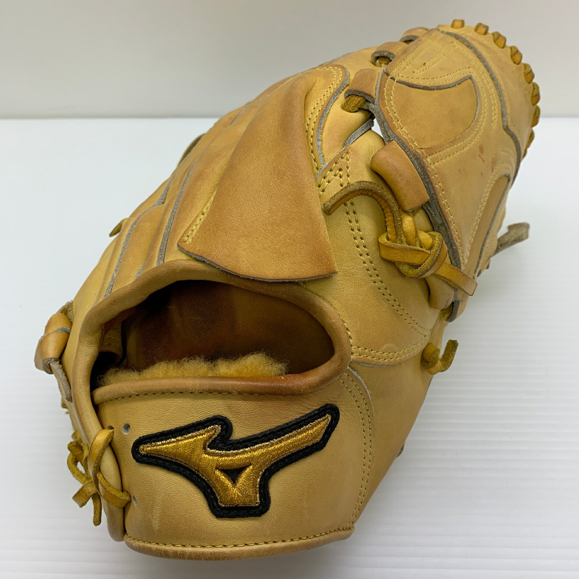 ミズノ MIZUNO ミズノ労働者階級 mizunopro 2GW18311 硬式 成年者 原則として ピッチャー用 地球儀 水さし グローブ 右投げ  中古品 地球儀袋付き添い人 ベイスボール 8694