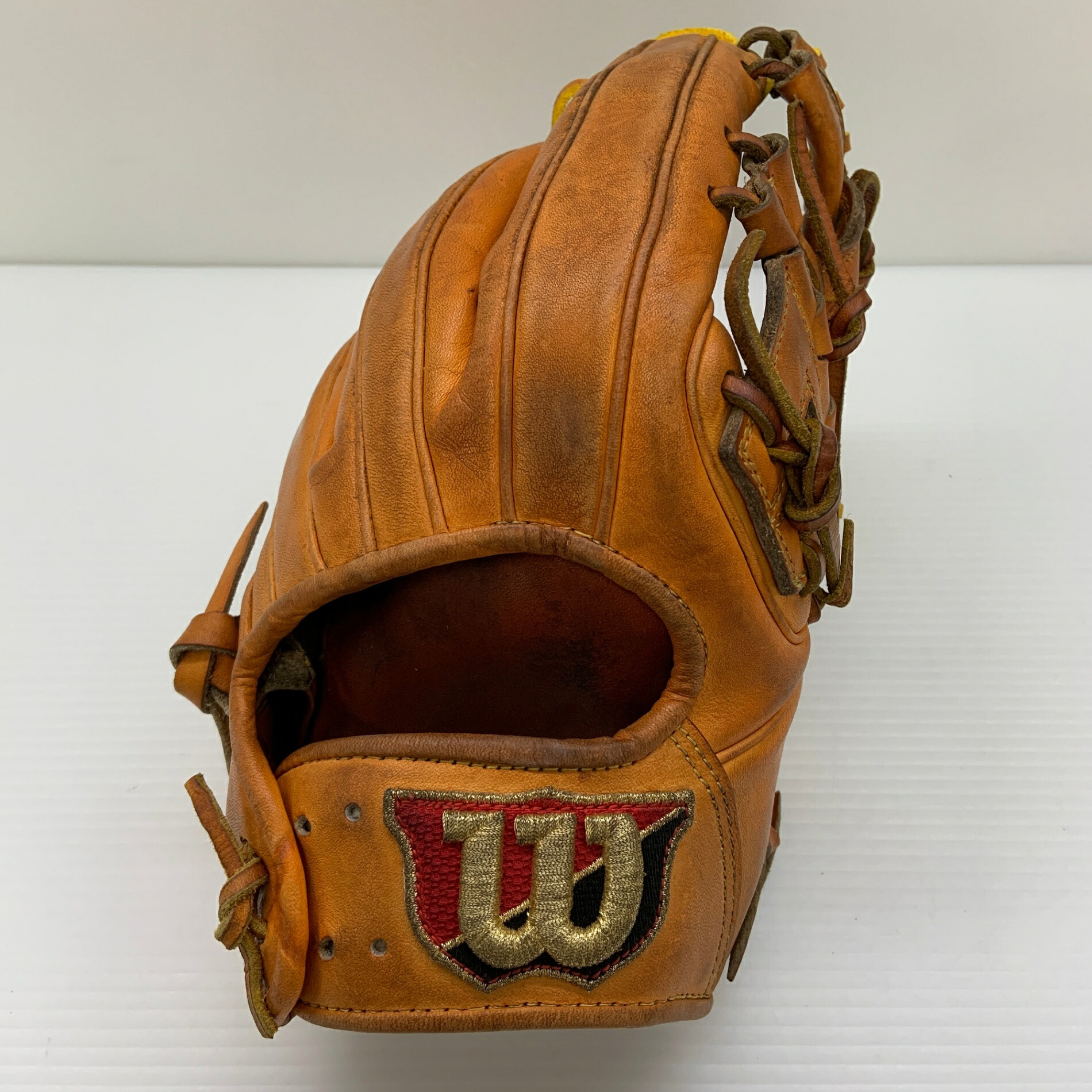 ウィルソン Wilson ウィルソンスタッフ Wilson Staff DO型 硬式 大人 一般 内野手用 グローブ グラブ 右投げ 中古品 野球 9000｜ピンチヒッター