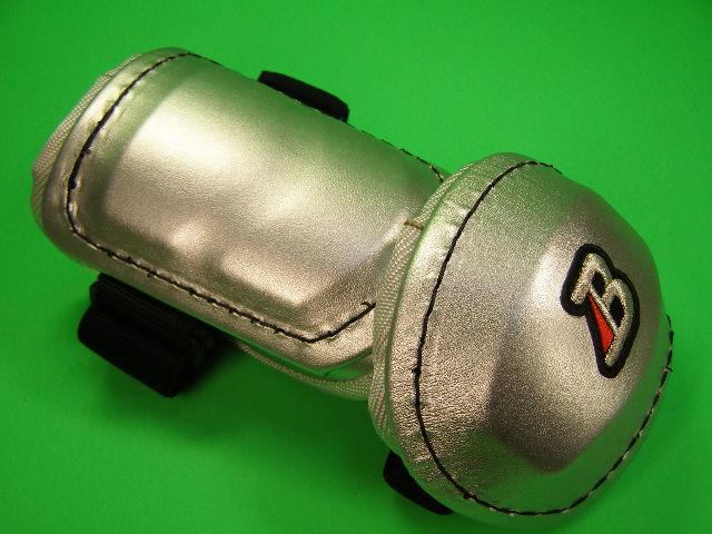 BELGARD(ベルガード) エルボーガード(右打者用) オーダー シルバー×黒 楽天市場】ベルガード BELGARD プロ仕様 合皮巻きタイプ アームガード