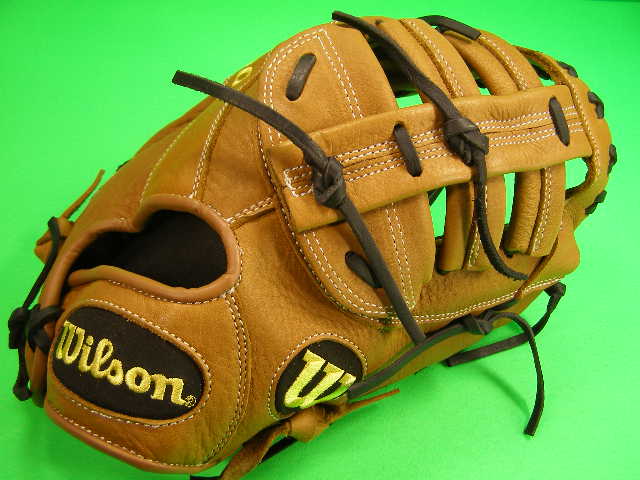 楽天市場 送料無料 型付け済み Wilson ウィルソン 海外モデル Mlb ファーストミット 00 12インチ A09rbbm12 一塁 軟式 ソフトボール ベースボールフィールド