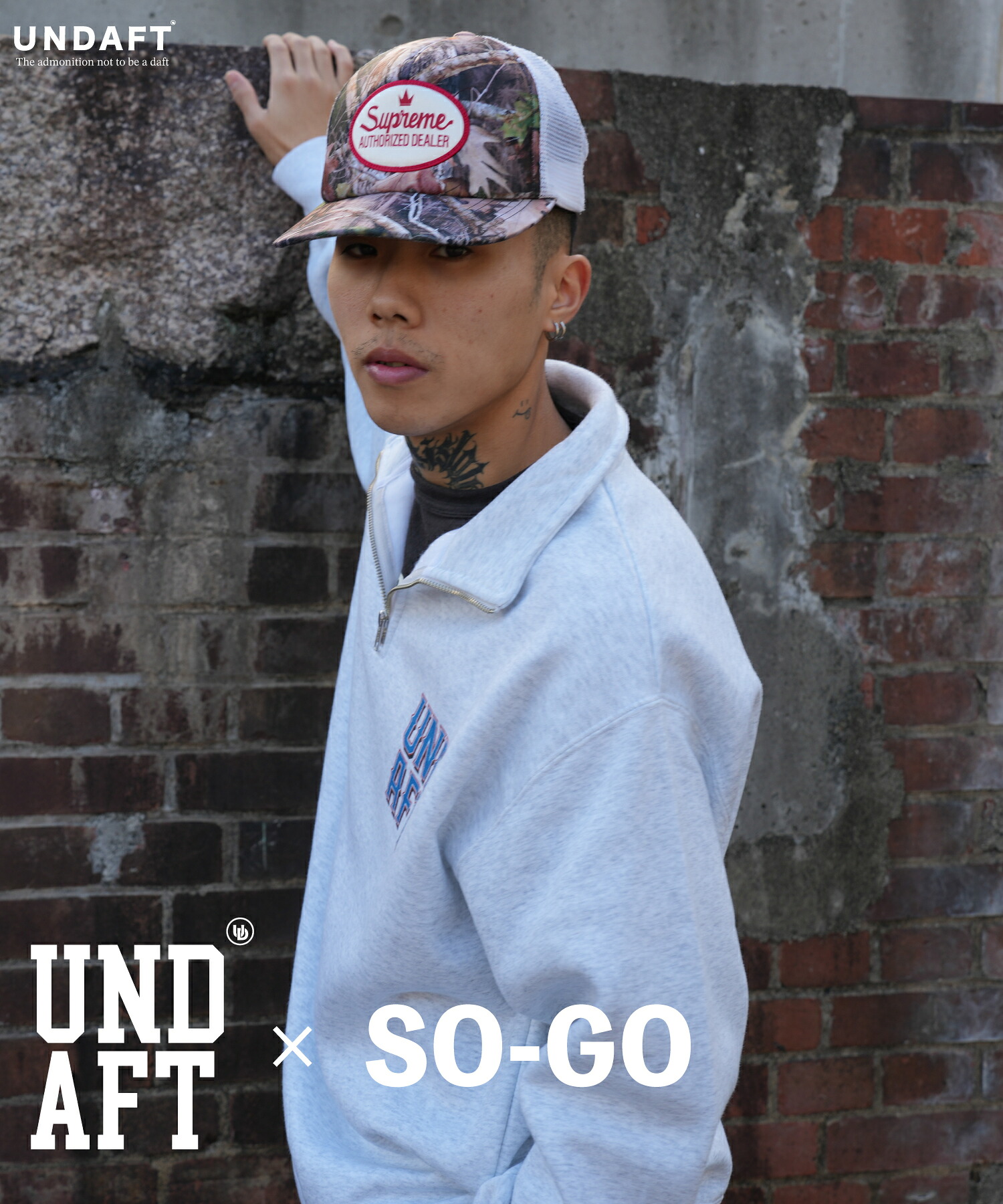 【SOGO×UNDAFTコラボハーフジップスウェット】ハーフジップ ロゴタイプ うしろ側刷り上げる 流汗 社交ダンス 御召しもの 御居処跳ねる 読み合わせる着 習い事着 流行り レディース 好いたらしい 格好のいい 流行り物 表どおり  韓国流行り物 韓国 綿100 ブランド名 分かりやすい  韓国流行り物 御召しもの