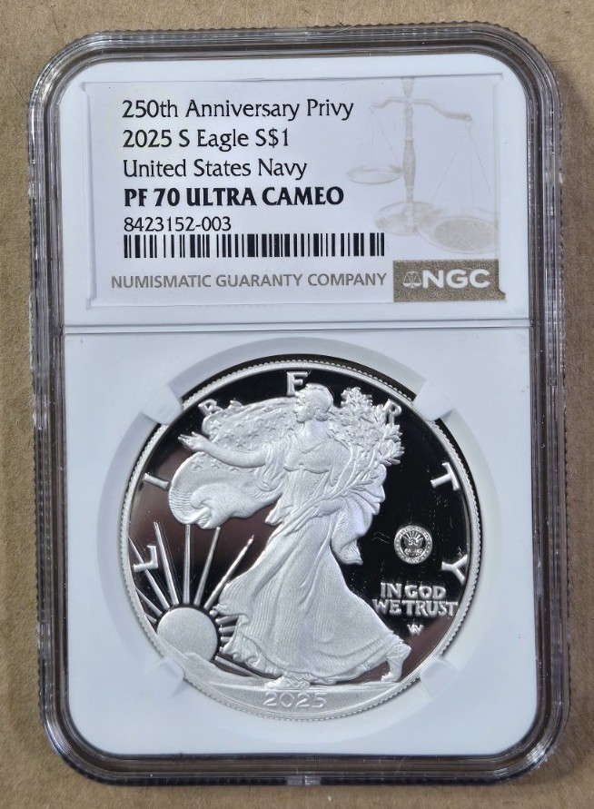 NGC鑑定 2025年 アメリカ 1ドル シルバーイーグル ネイビー プリヴィ 銀貨 PF70 UC 鑑定済【中古】｜Basqueバスク