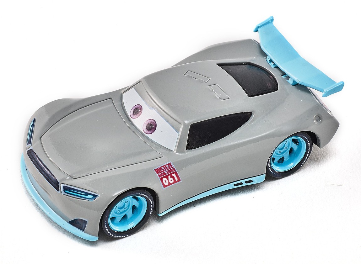 ディズニー ピクサー カーズ トレイニー ミニカー ダイキャスト製 おもちゃ フィギュア 1/55スケール|Basqueバスク