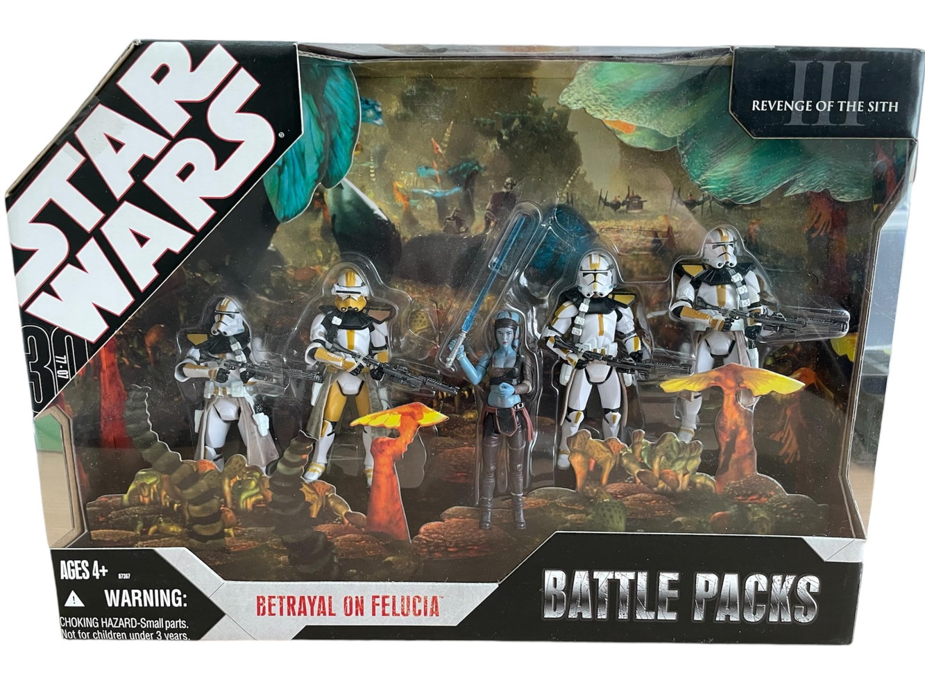 スター・ウォーズ 30周年記念 限定 フェルーシアの裏切り 5体フィギュアバトルパック