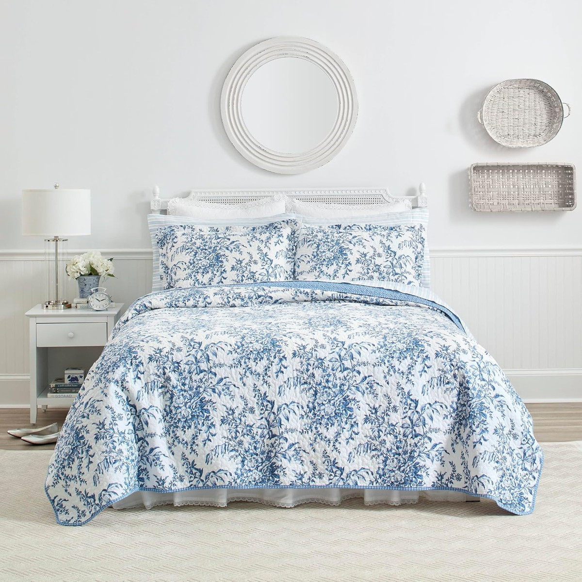 Laura Ashley クイーンサイズ キルトセット Bedford Delft Blue リバーシブル ベッドカバー ピローケース付き 花柄