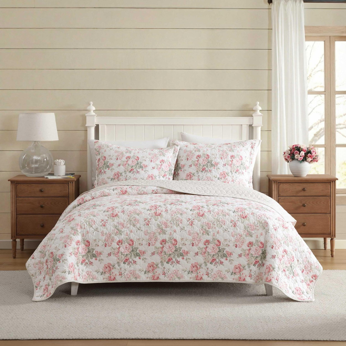 Laura Ashley キングサイズ キルトセット ベッドカバー 枕カバー付き 花柄 綿100% リバーシブル ローズ柄