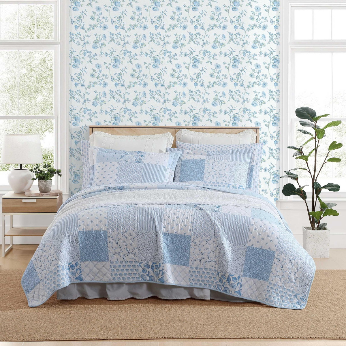 Laura Ashley キングサイズ キルトセット ブルー パッチワーク柄 ベッドカバー 枕カバーセット コットン製