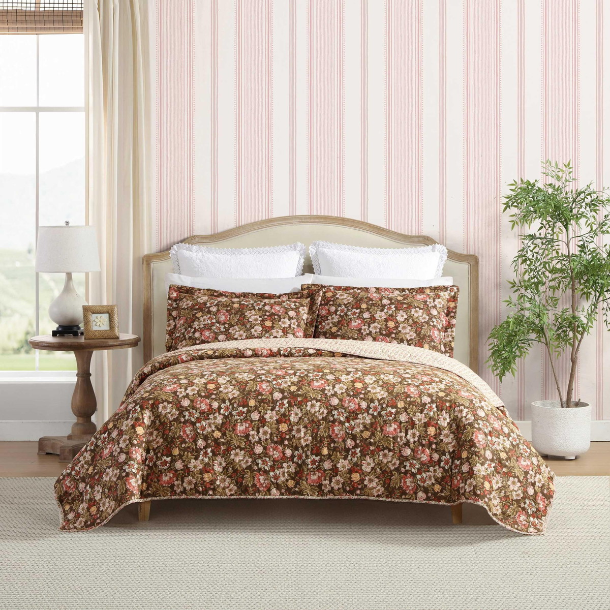 Laura Ashley セミダブル/クイーン兼用 キルトセット Marta ブラウン 花柄 リバーシブル ベッドカバー 枕カバー付き