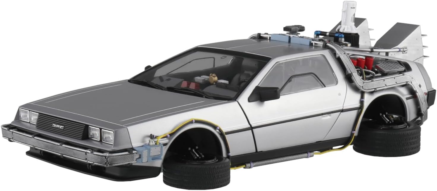 アオシマ　ムービーメカ No.BT-02 バック・トゥ・ザ・フューチャー PartII タイムマシン 1/24スケール プラモデル（プラモまとめ買いで最大5％オフクーポン対象）画像