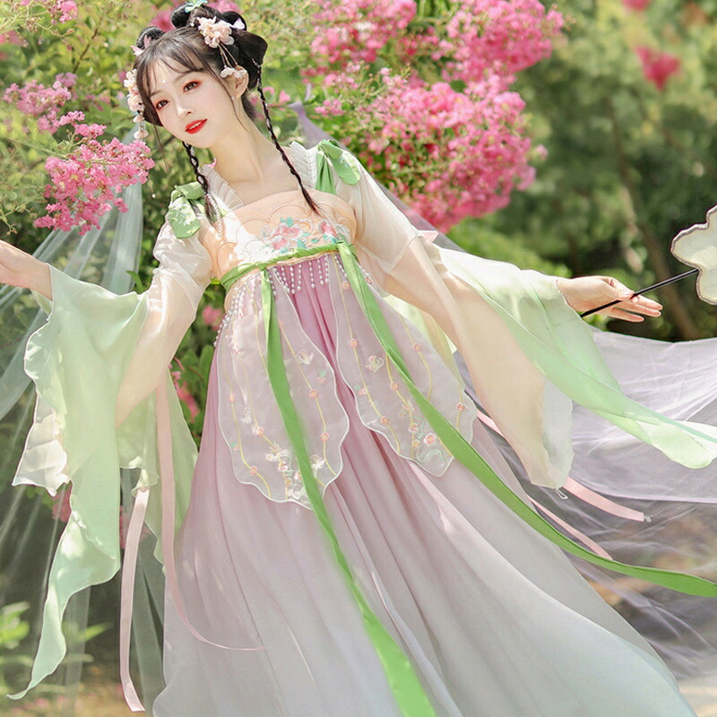 チャイナドレス 仮装 漢服 コスプレ 中華服 古時代 チャイナ風 ワンピース 普段着 唐服 仙女 唐装 漢服 漢服仙女 中国古風 中華服 チャイナ服 チャイナドレスコスプレ 刺繍 女性 ロングドレス おしゃれ ステージ 撮影 舞台衣装 学園祭 文化祭イベント仮装｜B.A.U