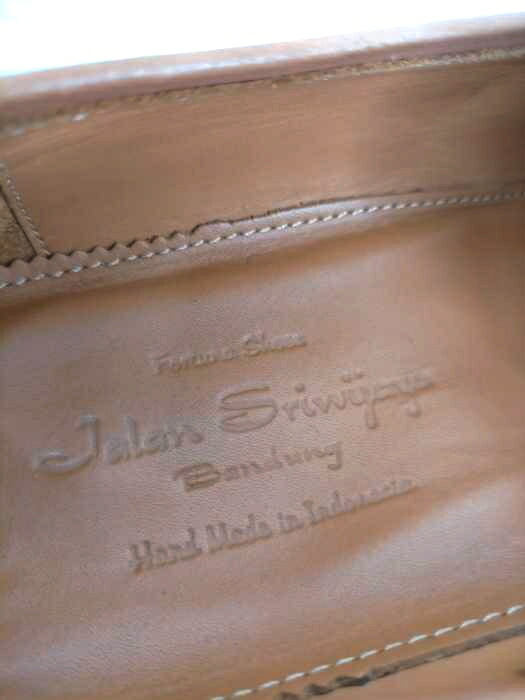 楽天市場 Jalansriwijaya ジャランスリウァヤ ローファー メンズ 茶系 Uk 8 日本サイズ 26 5cm 相当 コブラヴァンプ ローファー 中古 ブランド古着バズストアbazzstore 1212 Bazzstore ブランド古着バズストア