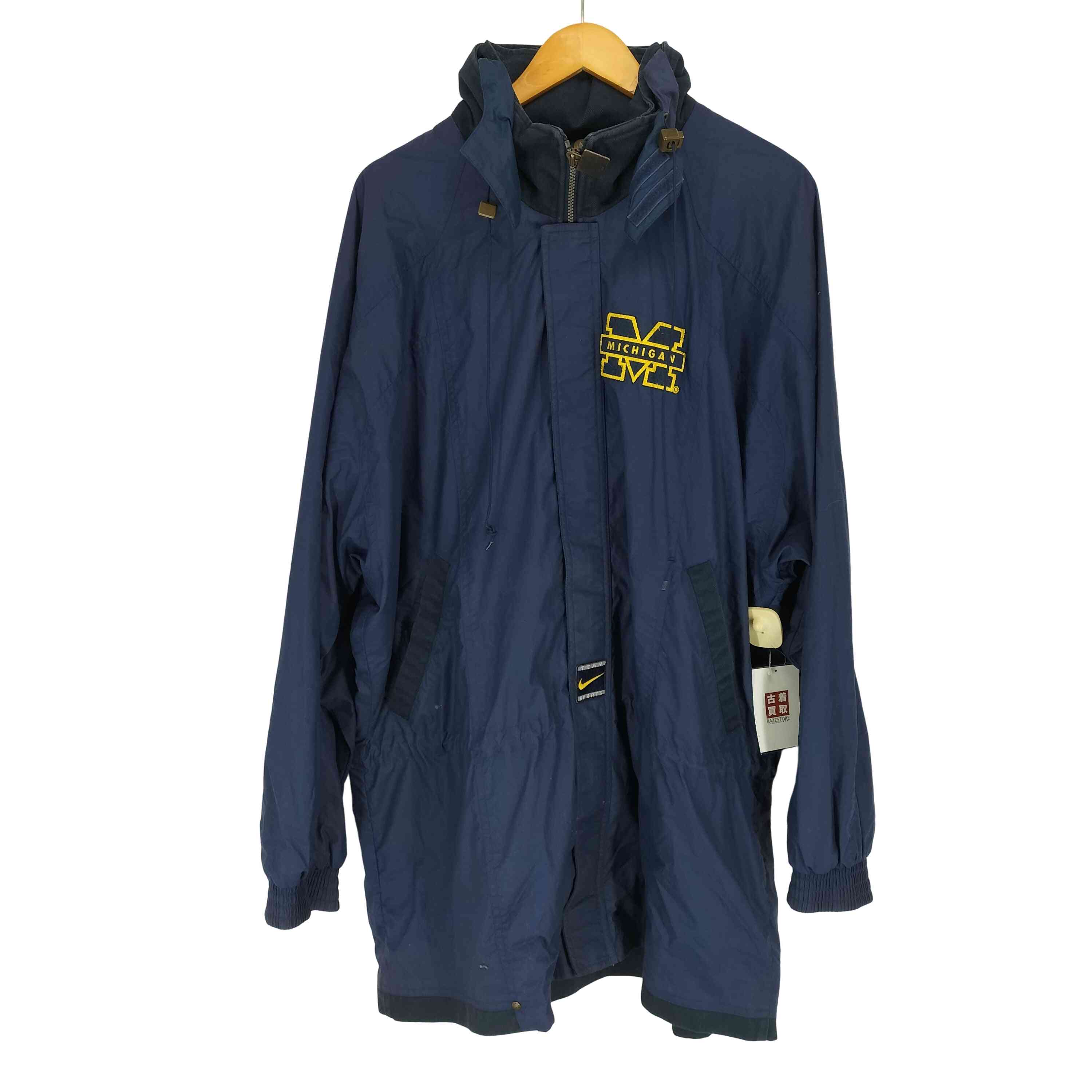 【中古】ナイキ NIKE 00S TEAMタグ ワッペンデザインマウンテンジャケット メンズ XL|BAZZSTORE ブランド古着バズストア