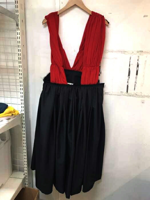 Comme Des Garcons コムデギャルソン 衣装 レディース 下手人素姓 丹赤系 Jpn S 日本大きさ S わりあい Ad aw ノースリーブワンピース 中古 銘柄古着バズストアbazzstore Silk Music Com