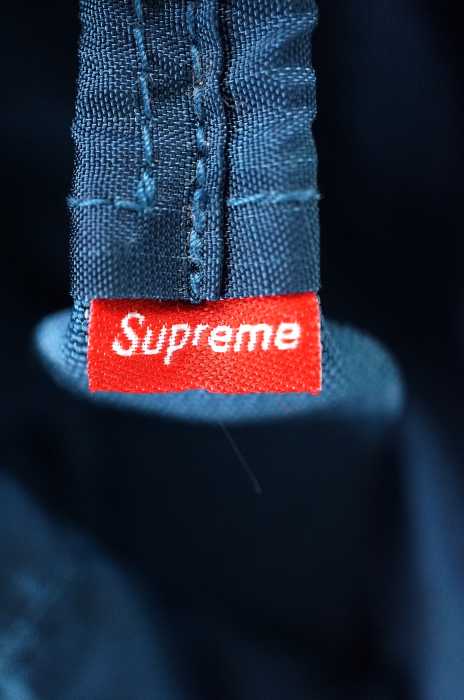 シュプリーム Supreme Supreme ボストンバッグ メンズ 17年春夏新作 中古販売 青系 白系 販売 17ss Duffle Bag 中古 ブランド古着バズストアbazzstore Bazzstore ブランド古着バズストアシュプリーム Supreme ボストンバッグ メンズ 17ss Duffle Bag