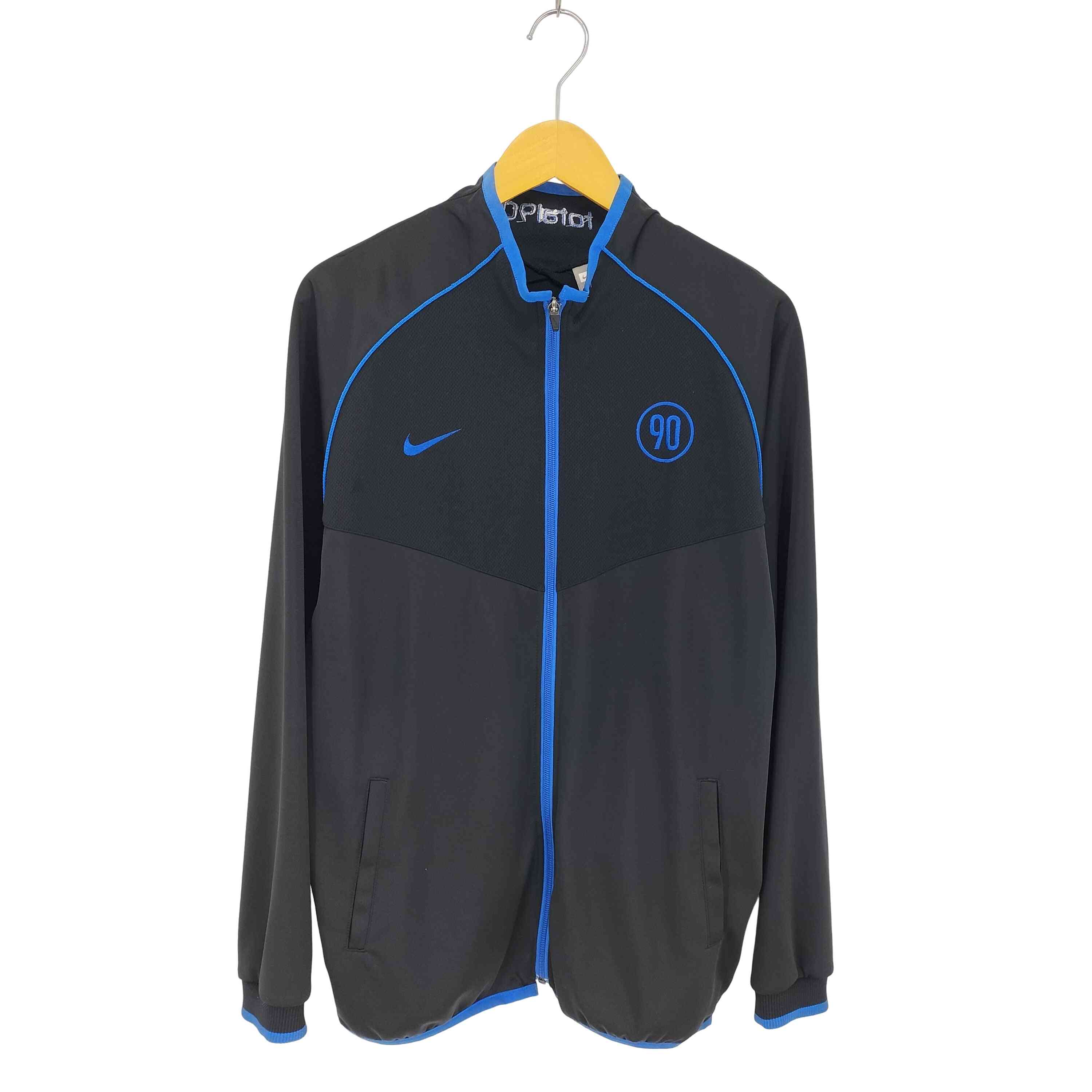 ナイキ マンチェスター シティー トラックジャケット XL ブラック レア《ナイキ》マンチェスターユナイテッド刺繍トラックジャケット