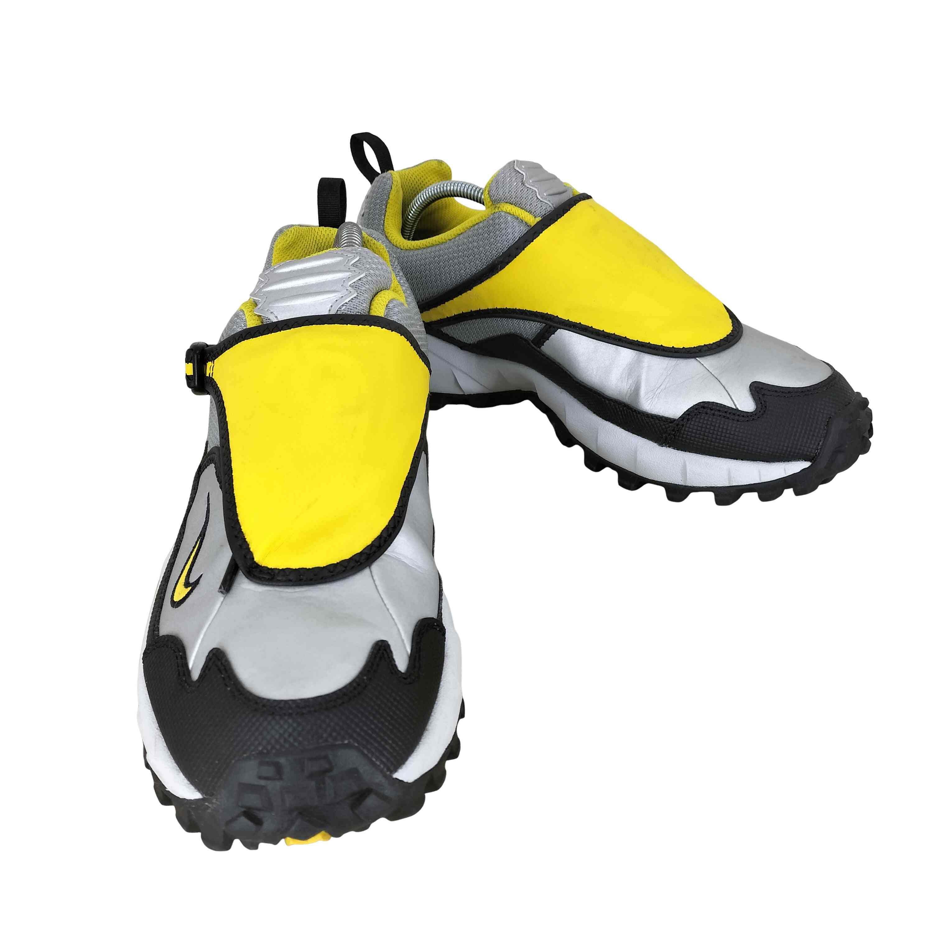 【中古】ナイキエーシージー NIKE ACG PHASSAD ローカットスニーカー メンズ  26.5