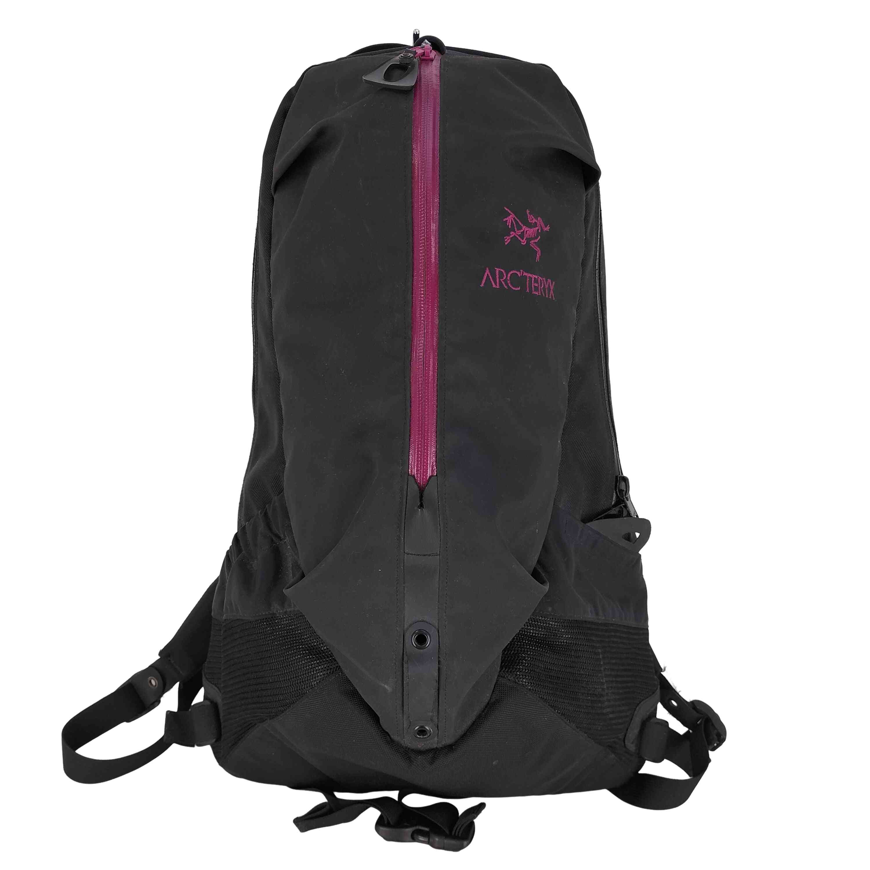 【中古】アークテリクス ARCTERYX Arro 22 うしろ側容器に並べる メンズ 書きあらわす無