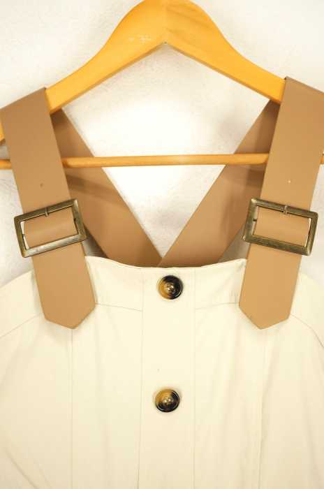 楽天市場 エクラン Eclin ワンピース レディース 白系 Free Free マガシーク フェイクレザーワイドストラップジャンスカ 中古 ブランド古着バズストアbazzstore 2703 Bazzstore ブランド古着バズストア