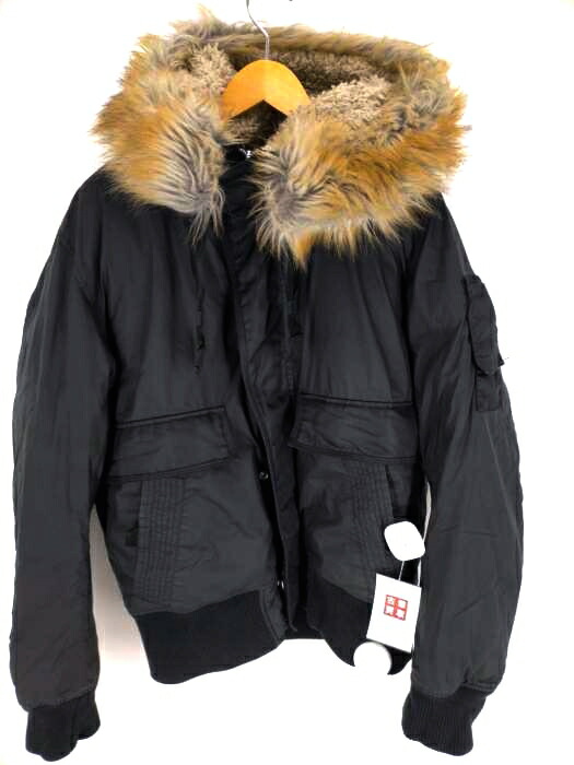 最大15 Offクーポン メンズファッション コート ジャケット ディーゼル Diesel ダウンジャケット パラシュートジャケット 中古 ブランド古着バズストアbazzstore フェイクファー付きショートma 1 相当 日本サイズ L Jpn L 黒系 メンズ Gs