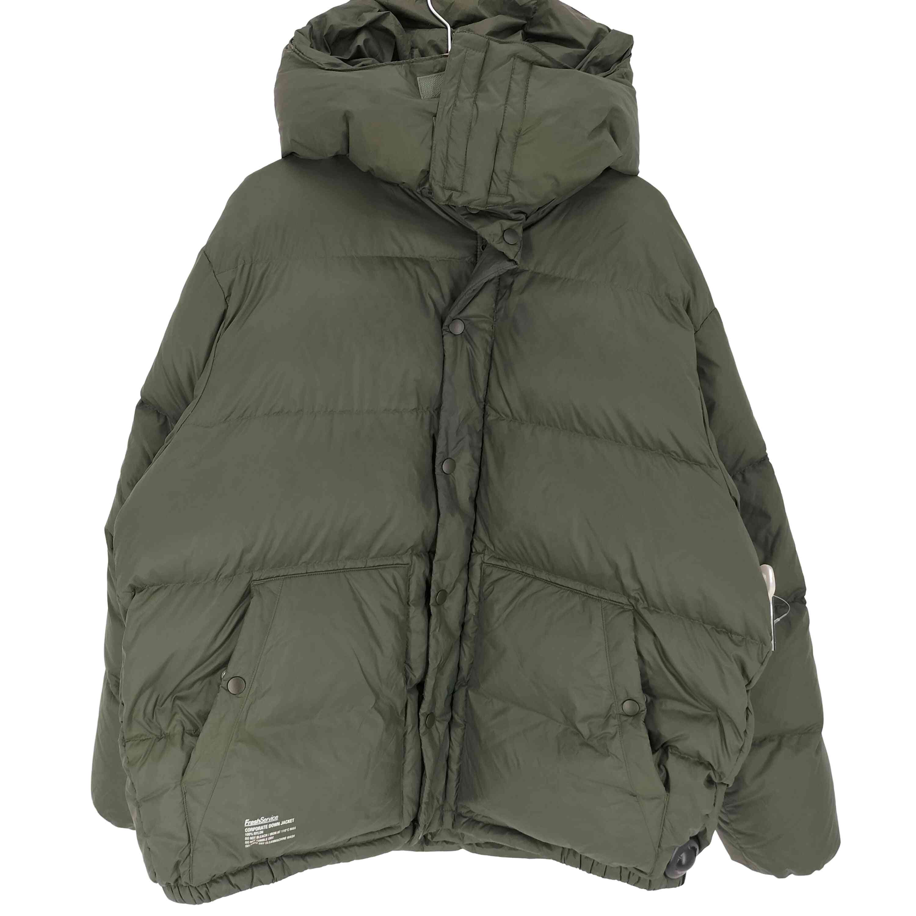 【中古】生新しい客あしらい Fresh Service 23AW CORPORATE DOWN JACKET メンズ JPN：M