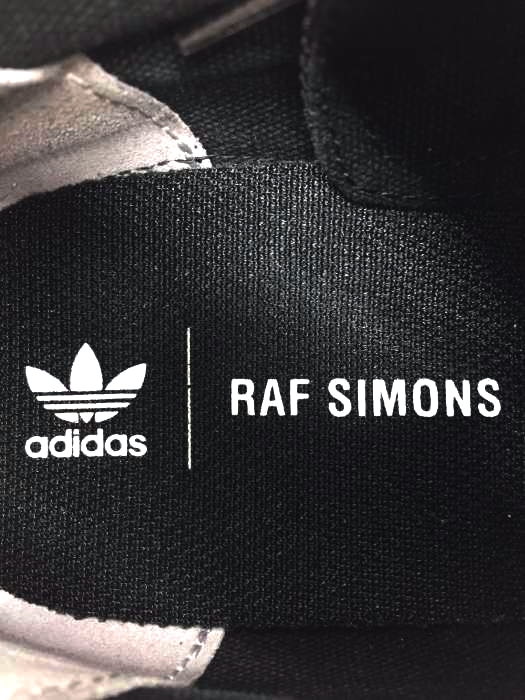 楽天市場 Adidas Originals アディダスオリジナルス Raf Simons ラフシモンズ スニーカー メンズ 黒系 シルバー系 Jpn 27 日本サイズ 27cm 相当 Detroit Runner デトロイトランナー 中古 ブランド古着バズストアbazzstore Bazzstore ブランド