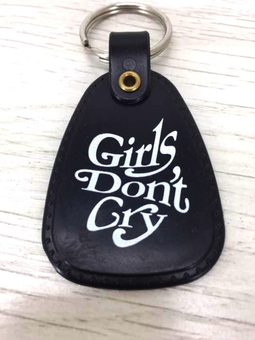 Girls Don T Cry ガールズドントクライ Undercover アクセ メンズ 捕りもの血筋 ロゴタイプ手蔓ホルダー 中古 銘柄古着バズショップbazzstore ガールズドントクライ Girls Don T Cry アクセサリー メンズ ロゴキーホルダー Ficap Fr