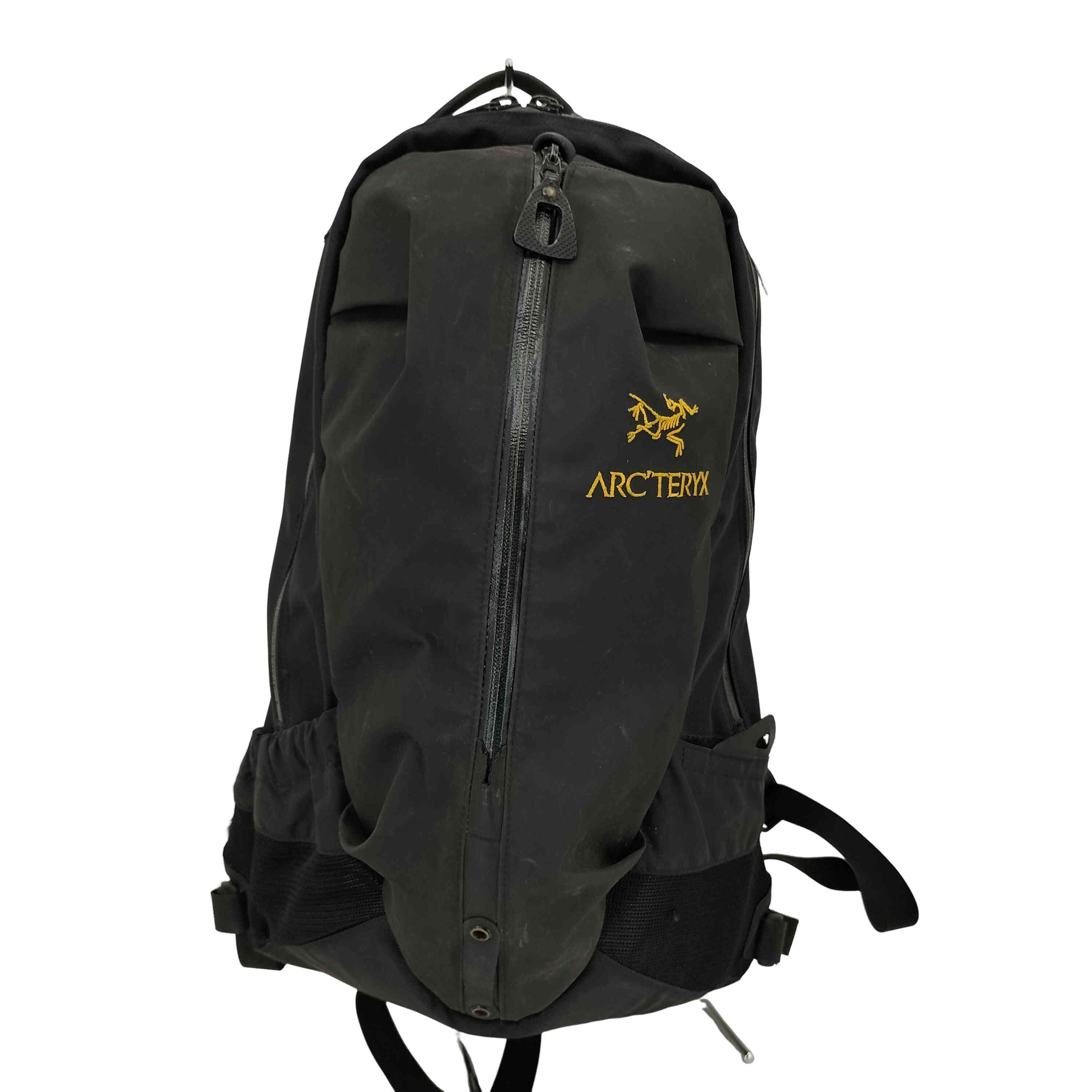 楽天市場】アークテリクス ARC'TERYX Arro 22 バックパック Nocturne