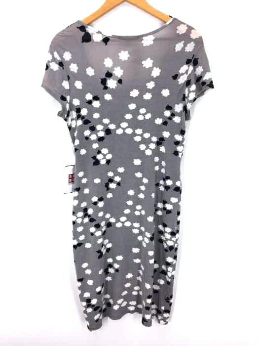 楽天市場 Marimekko マリメッコ ワンピース レディース グレー系 白系 総柄ワンピース 中古 ブランド古着バズストアbazzstore 1600 Bazzstore ブランド古着バズストア