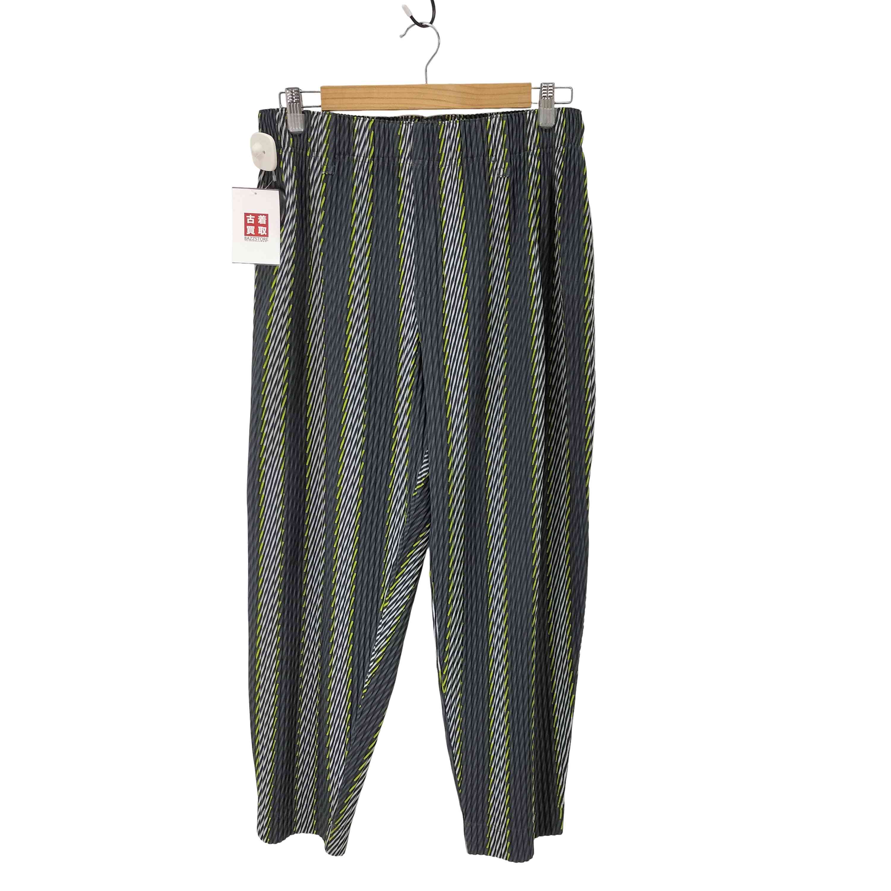 【中古】オムプリッセイッセイミヤケ HOMME PLISSE ISSEY MIYAKE プリーツ ワイドテーパードパンツ メンズ JPN：2 ｜BAZZSTORE ブランド古着バズストア