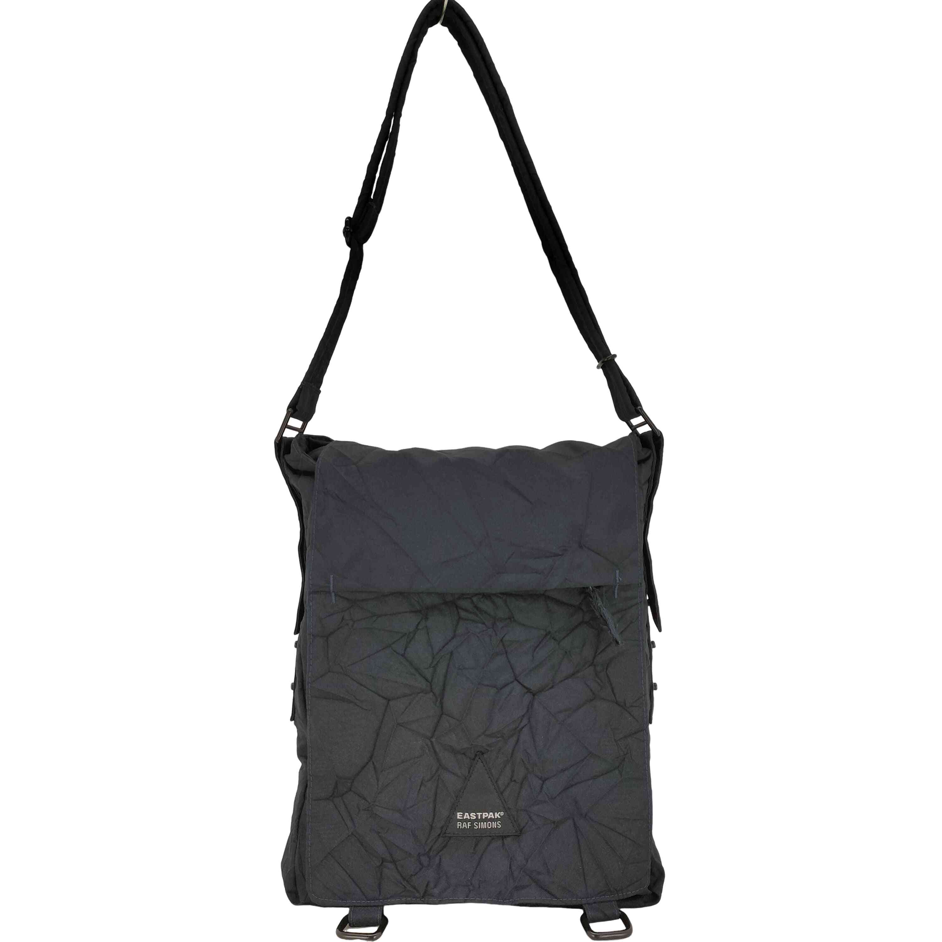 楽天市場】【中古】RAF SIMONS 21SS 缶バッチ付きデニムトート