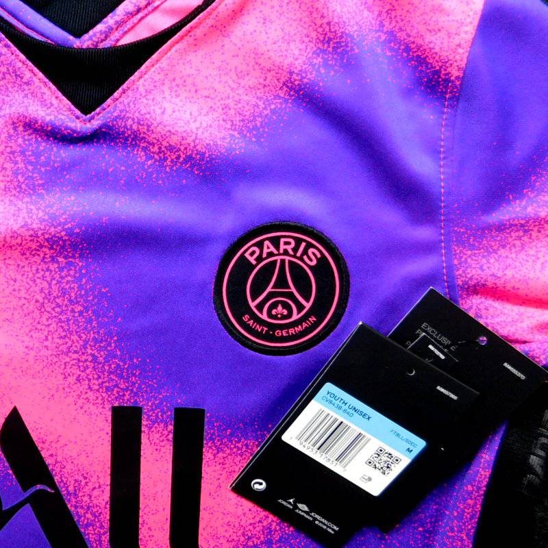 パリサンジェルマン 4th 半袖 ジュニアユニフォーム Nike シーズン マイケルジョーダン Psg 正規品 メール便可 メーカーコードcv8438 640 Cooltonindia Com