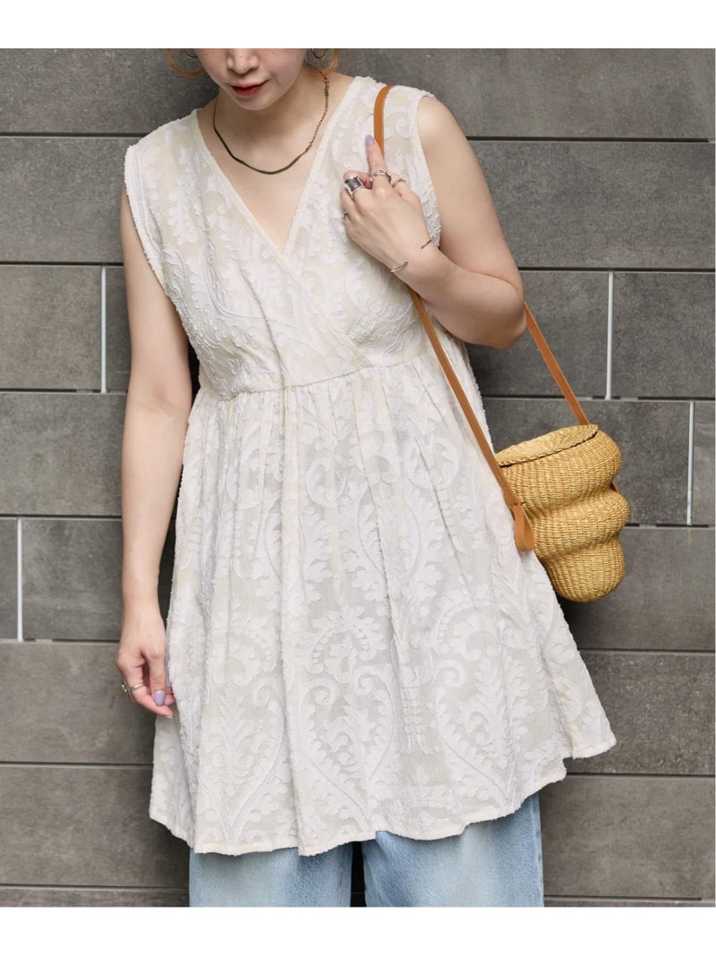 《予約》手洗い可 / カットジャガードノースリーブブラウス B.C STOCK ベーセーストック トップス シャツ・ブラウス ブラック ホワイト【先行予約】*【送料無料】[ Fashion]
