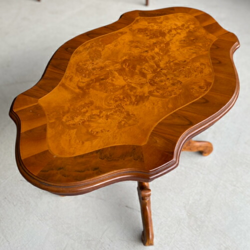 アンティーク ヴィンテージ 家具 コーヒーテーブル 机 コンパクト 小さい ダイニング リビング イギリス製 ヨーロピアン かわいい レトロ おしゃれ ウォールナット製 ブドウ杢 象嵌 幅102 奥行62 5 天高54 5cm T 1950 返品不可 Onpointchiro Com