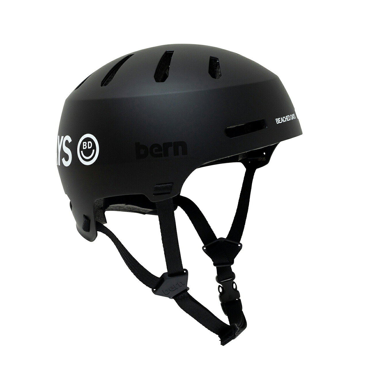 Beached Days &times; bern MACON 2.0 ヘルメット バーン メーコン ビーチドデイズ 公式 BEACHED DAYS ヘルメット スノーボード スケートボード BMX 自転車 E-Bike アクションスポーツ オールシーズン メンズ レディース 黒｜BEACHED DAYS STORE 店