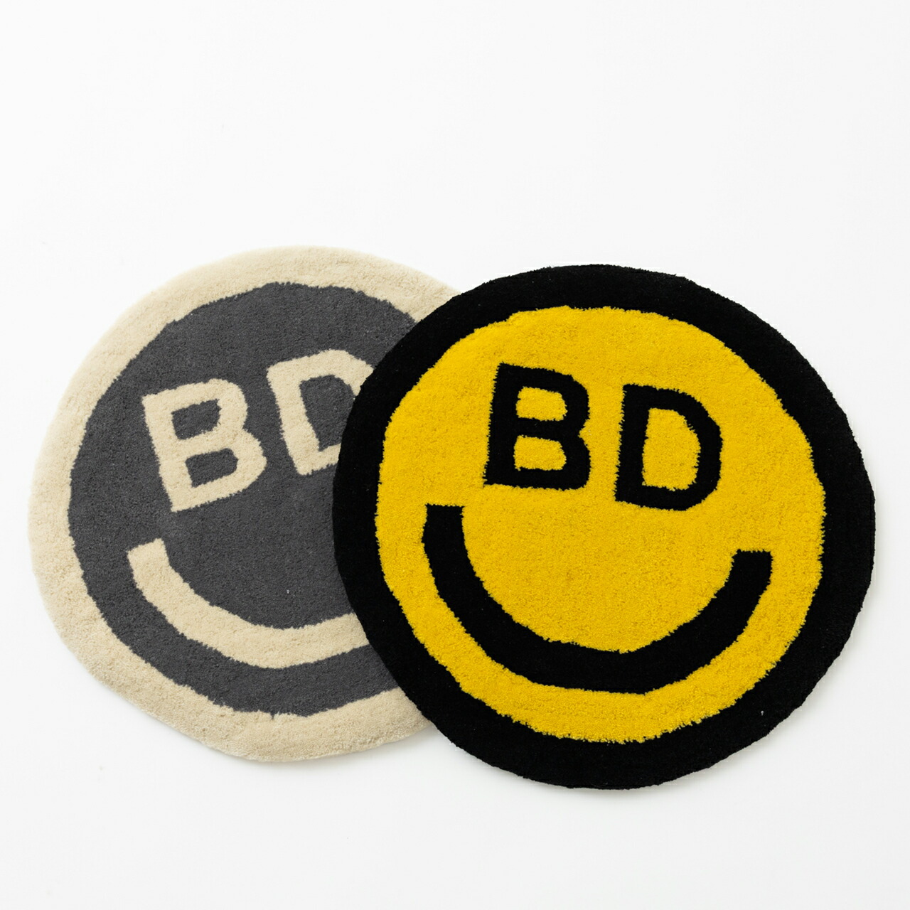 お得な2点セット BD スマイルラグ ビーチドデイズ 公式 BEACHED DAYS 55cm 円形 小さめ アクセントラグ スマイル カリフォルニア リビング 玄関マット フロアマット｜BEACHED DAYS STORE 店
