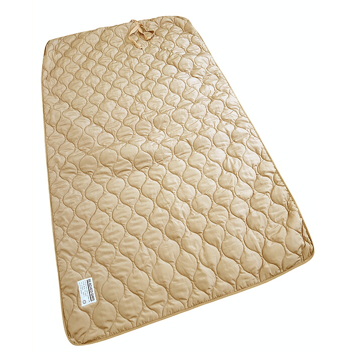 ミリタリーブランケット ビーチドデイズ 公式 BEACHED DAYS Military Blanket ブランケット 膝かけ キャンプ アウトドア サーフィン 大判 キルティング シート カバー 中綿 ミリタリー 車中泊 防寒 グッズ