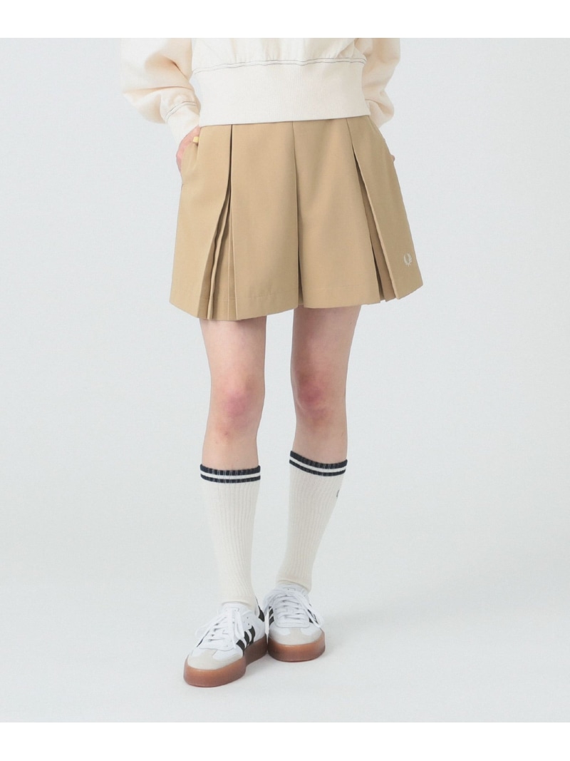 【SALE／30%OFF】【別注】FRED PERRY / Pleated Shorts Ray BEAMS ビームス アウトレット パンツ その他のパンツ ブラック【RBA_E】【送料無料】[ Fashion]