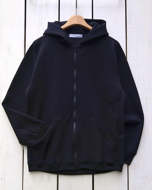 narifuri Multi Waffle Zip Parka / Black hood bike solotex stretch ナリフリ マルチ ワッフル ジップ パーカー ブラック / 黒 / 長袖 フード ストレッチ 速乾 形態安定 レイヤード バイク シンプル narifuri