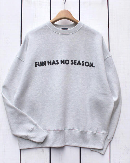 KAVU  Phrase Sweat Fun / Ash grey  crew wide flocky print  カブー  音楽フレーズ 労働者の一団 流汗  木灰 薄墨色 杢 / 裏起毛 ロゴタイプ  フロッキー 刷り上げる カスレ  広広とした 影ぼうし  kavu unisex