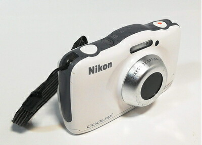 【中古】 Nikon デジタル写真機 S32 雨合羽 1300万絵素 白いこと S32WH