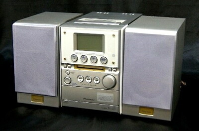 【中古】 Pioneer パイオニア X-MDX737-S MD/CDコンポーネントシステム （CD/MD/カセットコンポ）（本体X-MDX737SとスピーカーS-C4-SLRのセット）