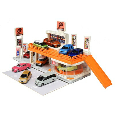 【中古】 タカラトミー『 トミカ トミカタウン ビルドシティ オートバックス 』 ミニカー 車 おもちゃ unisex 3歳以上 玩具安全基準合格 STマーク認証 TOMICA TAKARA TOMY