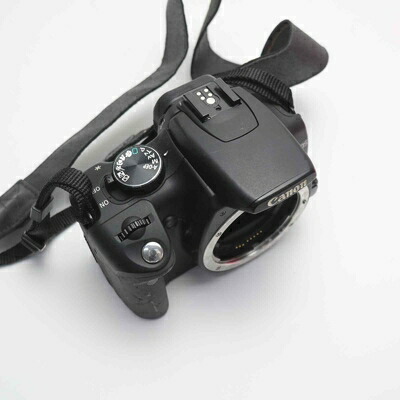 【中古】 Canon EOS KISS デジタル N 黒いこと 上半身