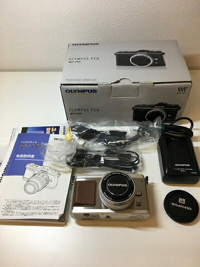 【中古】 OLYMPUS 銀鏡受け答え一眼 PEN E-P2 ホットケーキ一揃いの道具 しろがね色 E-P2PKIT-SLV