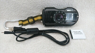 【中古】 PENTAX 防水デジタルカメラ PENTAX WG-3 ブラック 1cmマクロ マクロスタンド付属 LEDライト PENTAX WG-3BK 12685