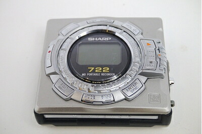 【中古】 SHARP せつ然たる md-ms722-s しろがね色 携帯型MDリコーダー（MD吹き込み生まれ変わり兼用機/録再/MDウォークマン/MD電気蓄音機）