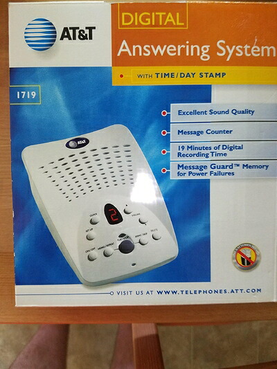 【中古】 AT\u0026T 1719 Digital Answering Machine with Audible Caller ID by AT\u0026T [並行輸入品]