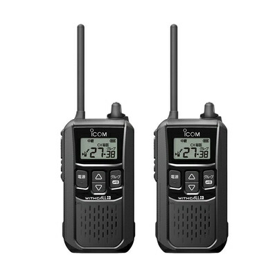 【中古】（新古品）アイコム 集積回路-4120 一種独特小ワット数トランシーバー 黒いこと 2台仕かける